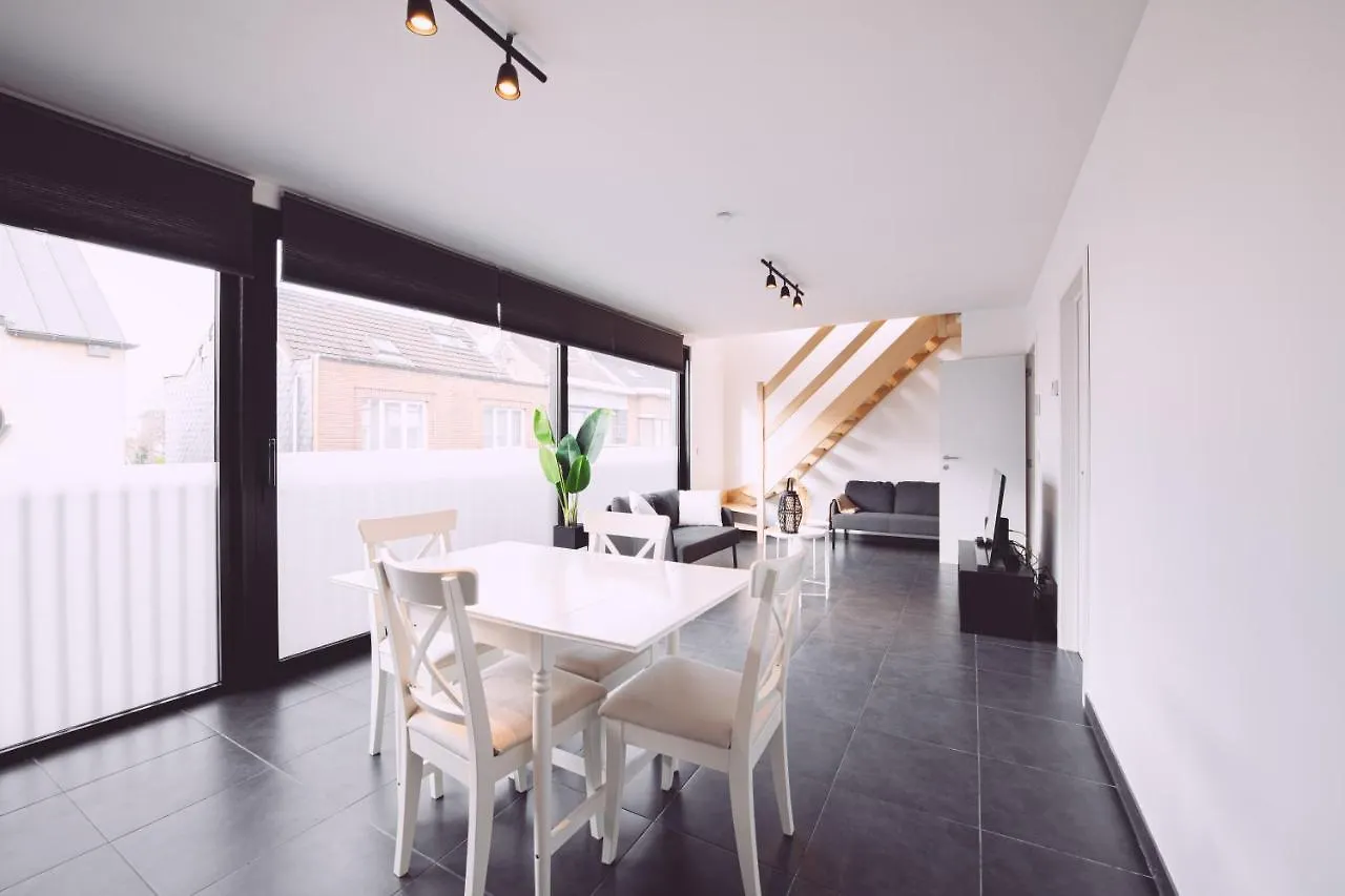 K&Y Suite 1 Brussels Airport 500M! Zaventem Aparthotel