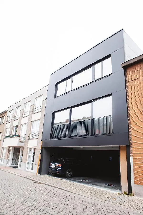 Aparthotel K&Y Suite 1 Brussels Airport 500M! Zaventem Belgio