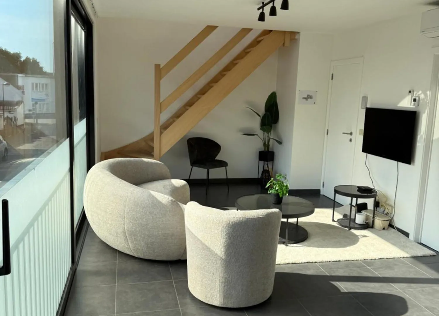 K&Y Suite 1 Brussels Airport 500M! Zaventem 0*,  Belgio