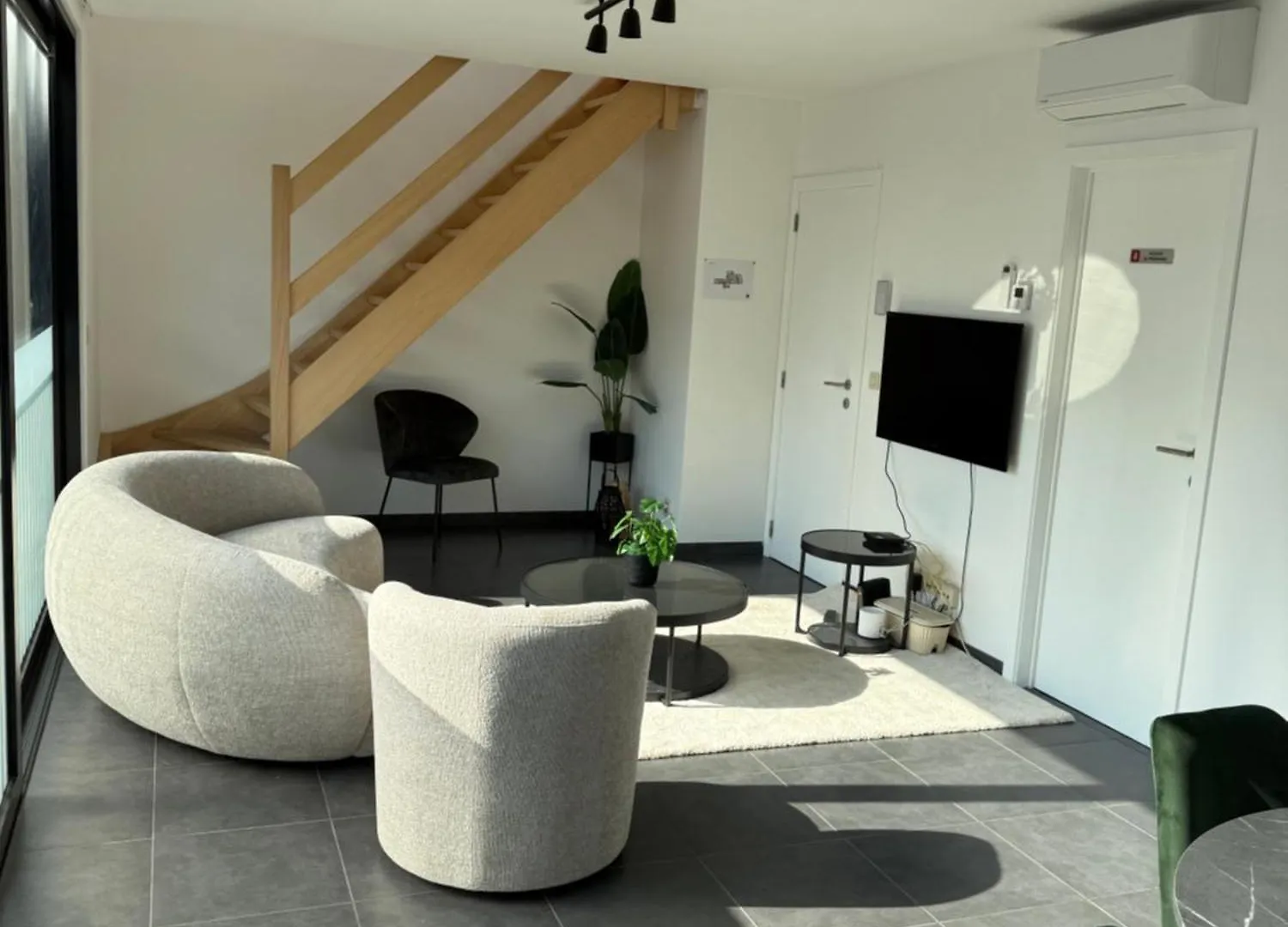 Appart hôtel K&Y Suite 1 Brussels Airport 500M! Zaventem