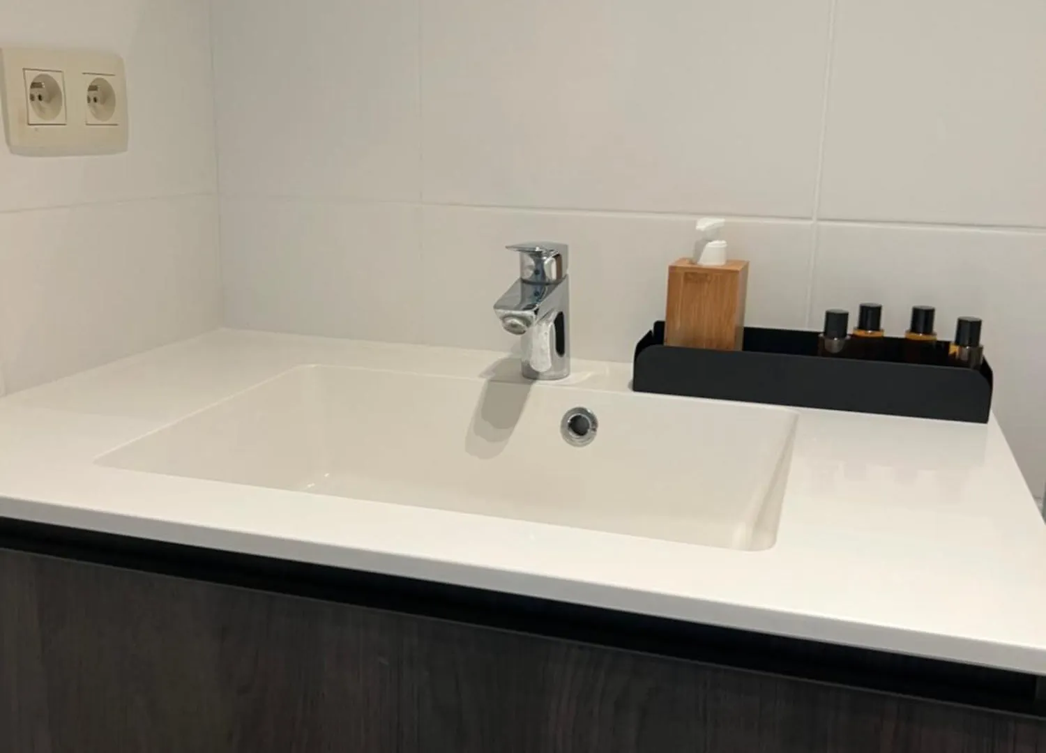 Апарт-отель K&Y Suite 1 Brussels Airport 500M! Завентем